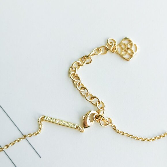 Kendra Scott Elisa Pendant Necklace - Picture 4 of 4